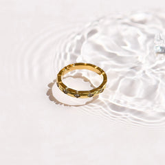Twist Crystal Inset Ring